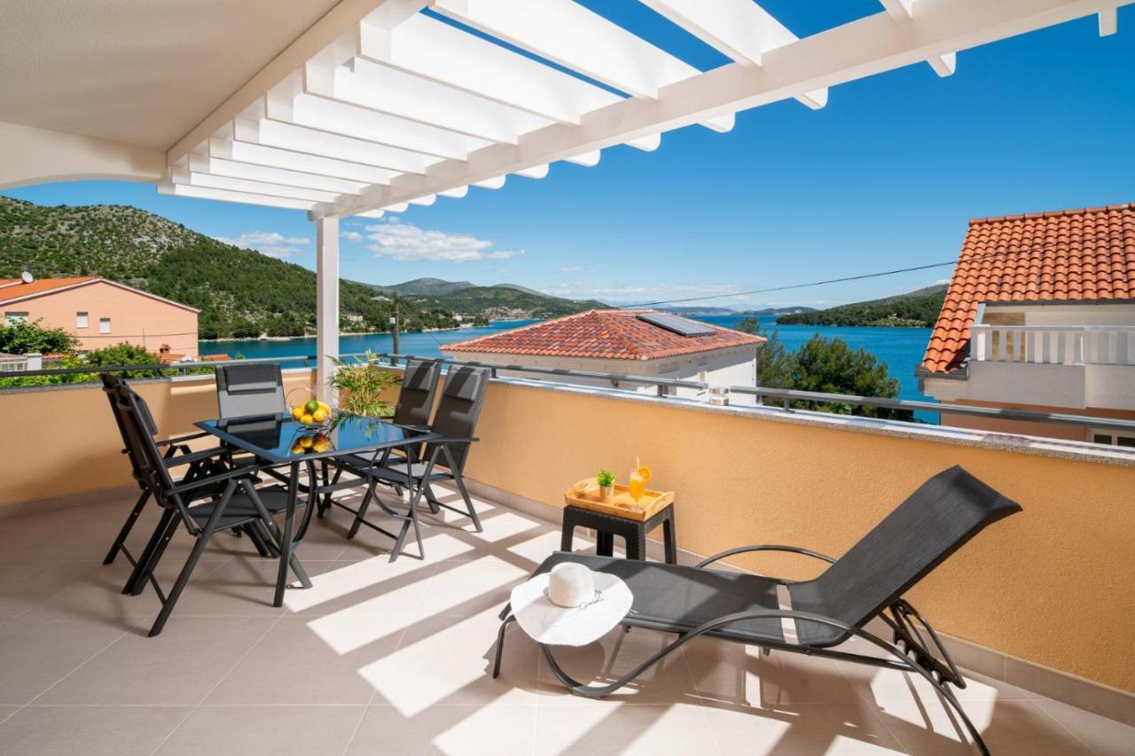 Villa A Marina Εξωτερικό φωτογραφία